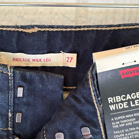 Levi's Ribcage Wide Leg Jeans in Deep Indigo - Picture 6 of 8